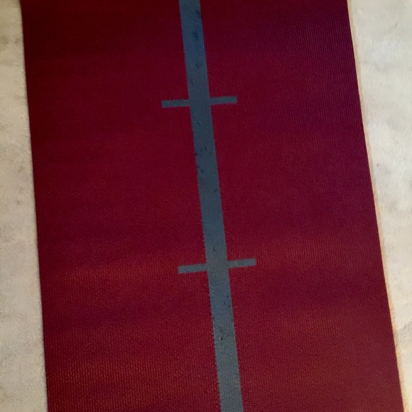 Gaiam Premium Yoga Mat - Picture 2 of 8